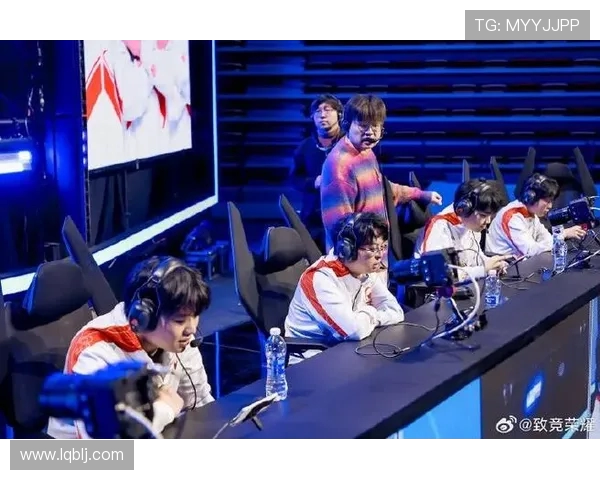 WE在大师赛中的精彩表现分析与实力探讨 WE在大师赛中的精彩表现分析与实力探讨