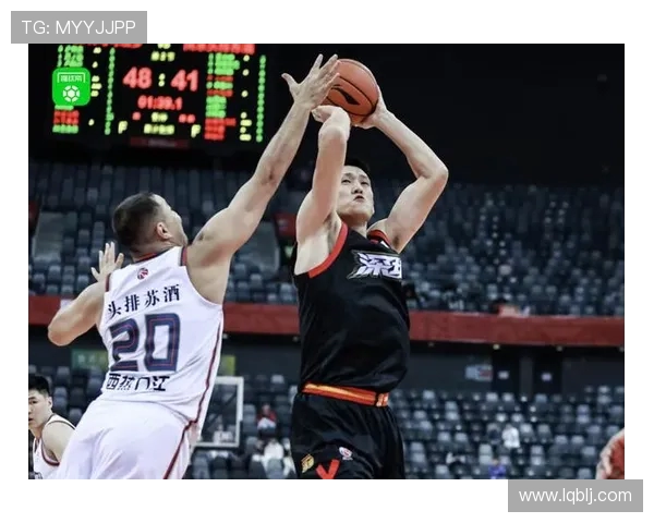 BLG与TES激战正酣，争夺季后赛席位迎来关键对决